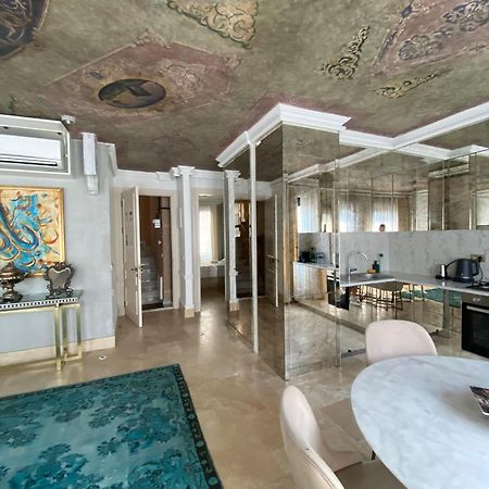 Ab Residences -Cihangir Luxury Antique Apartment Istanbulská provincie Exteriér fotografie